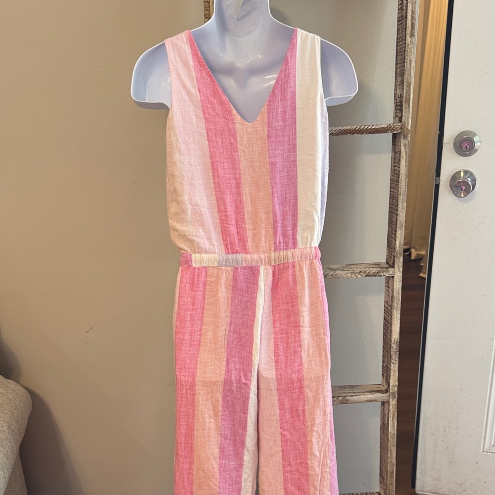 Splendid jumpsuit. Love this look! - Picture 5 of 7